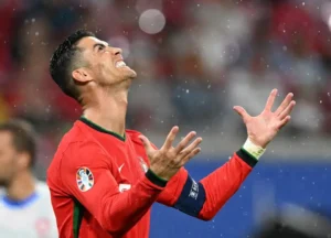 Read more about the article Cristiano Ronaldo Advised to Adjust Role to Maintain Impact at 40