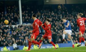 Read more about the article Everton’s Last-Gasp Equalizer in Final Goodison Derby Highlights Football’s Unpredictable Nature